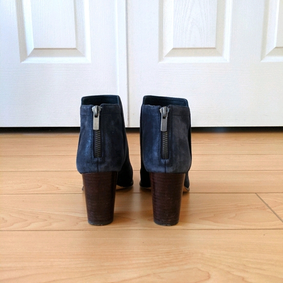 Lord + Taylor 424 Fifth blue suede booties - Picture 3 of 5